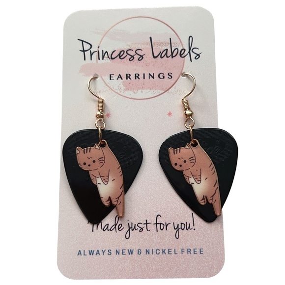 Hand Crafted Earrings Repurposed Black Alice Nylon Guitar Picks Tabby Cat - Picture 1 of 8